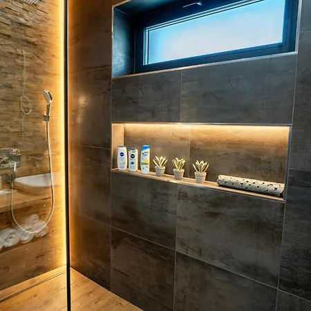 Zsizell Lux 아파트